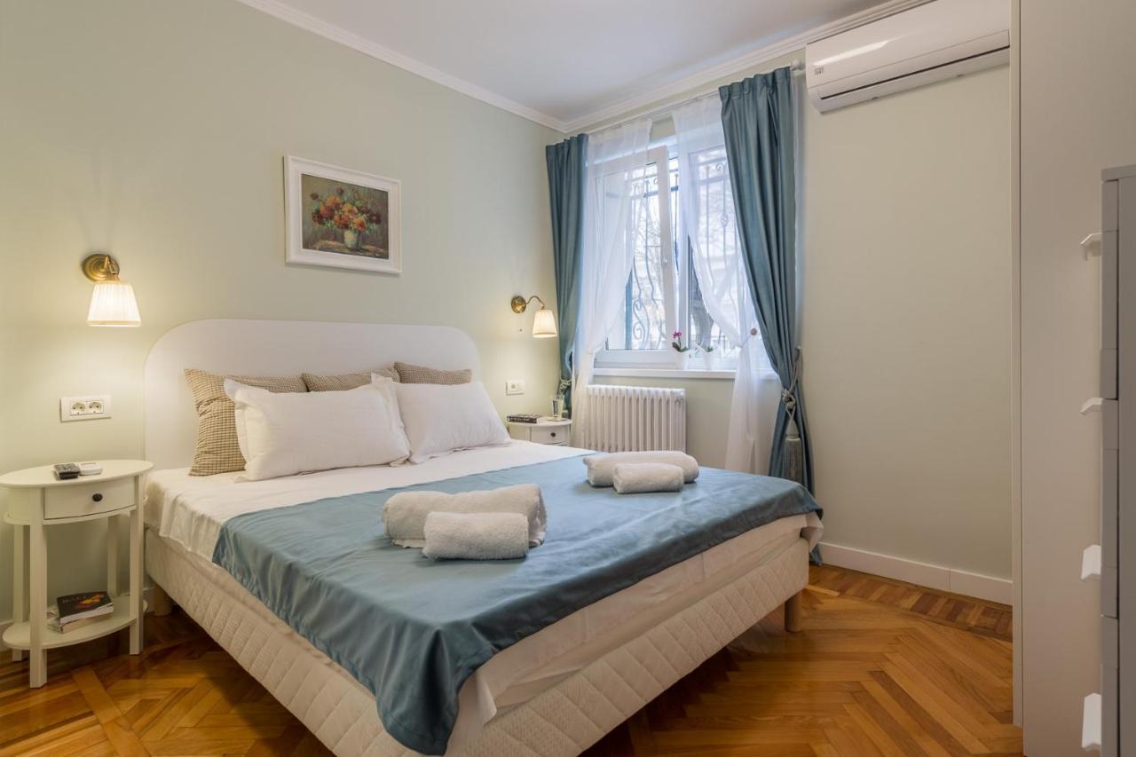 Central Stylish & Cozy One Bedroom Apartment - Adela Accommodation - Ideal For Long Stays Букурещ Екстериор снимка